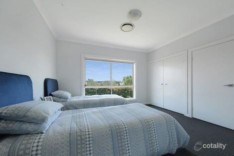 Property photo of 7 Sanctuary Place Hillvue NSW 2340