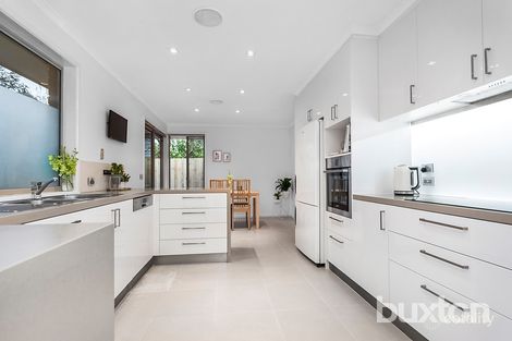 Property photo of 2/20 Hillcrest Avenue Chadstone VIC 3148