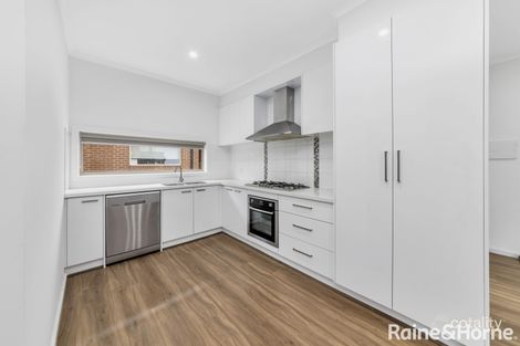 Property photo of 16 Jaffna Place Springvale South VIC 3172