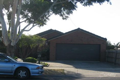 33 Henry Dr, Altona Meadows, VIC 3028