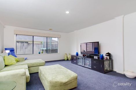 Property photo of 59 Niblick Circuit Sandhurst VIC 3977