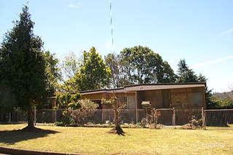 19 Jonathan St, Rockville, QLD 4350