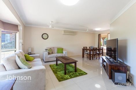 Property photo of 9 Oriole Close Flinders View QLD 4305