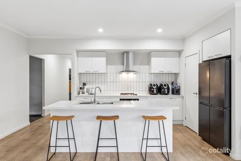 Property photo of 61 Amblemead Drive Mount Barker SA 5251