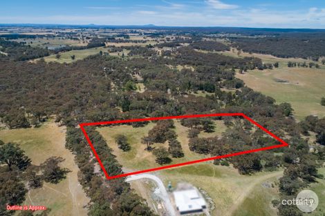 25 Mcintoshs Lane, Snake Valley, VIC 3351