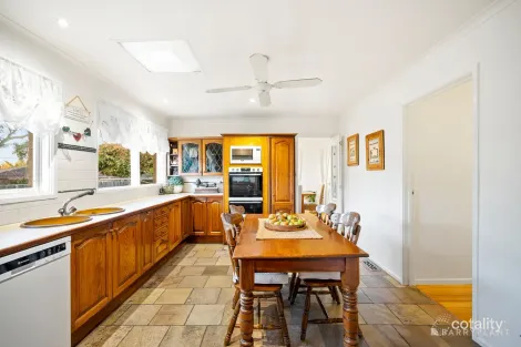 Property photo of 4 Dalkeith Road Wantirna VIC 3152