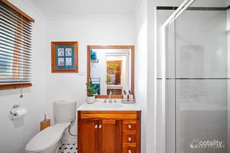 Property photo of 4 Dalkeith Road Wantirna VIC 3152