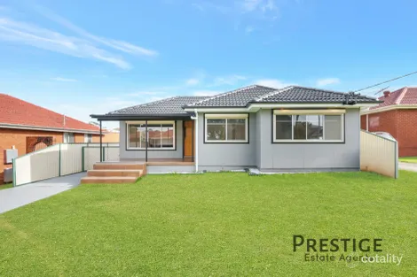 5 Greenvale St, Fairfield West, NSW 2165