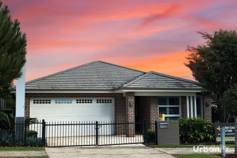 72 Webber Loop, Oran Park, NSW 2570