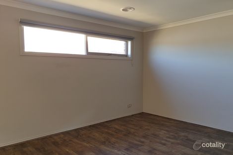 Property photo of 204 Heather Grove Clyde North VIC 3978
