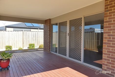 Property photo of 204 Heather Grove Clyde North VIC 3978