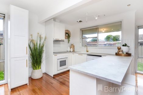 Property photo of 1/24 Barnes Crescent Sunshine West VIC 3020