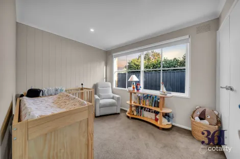 Property photo of 26 Derwent Road Werribee VIC 3030