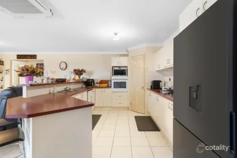 Property photo of 19 Caledonian Road Walloon QLD 4306