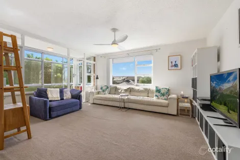 18/12 Margaret St, Woolwich, NSW 2110