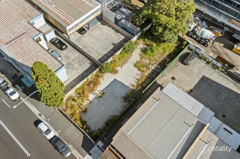 Property photo of 2 Alan Street Fairfield NSW 2165