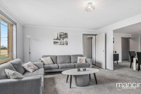 Property photo of 1 Waddell Court Altona Meadows VIC 3028