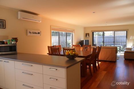 2/19 Austin Rd, Seaford, VIC 3198