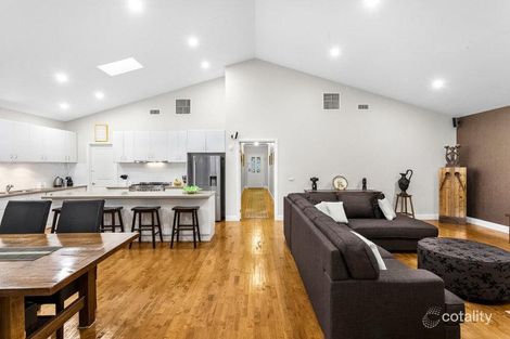 Property photo of 11 Leafield Street Watsonia VIC 3087