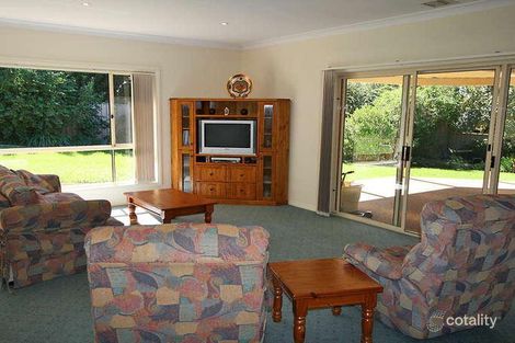 Property photo of 16 Melville Place Tatton NSW 2650