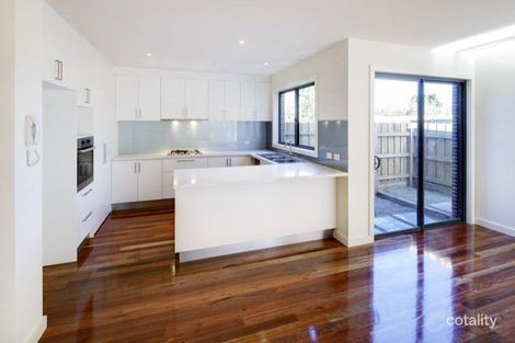 Property photo of 2/103 Church Road Doncaster VIC 3108