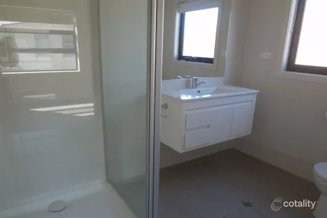 Property photo of 6 Hassett Lane Warrnambool VIC 3280