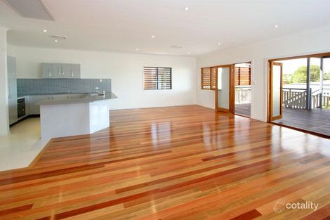 Property photo of 32 Cyril Street Camp Hill QLD 4152