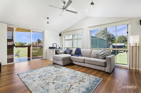 Property photo of 2 Ewing Drive Romsey VIC 3434