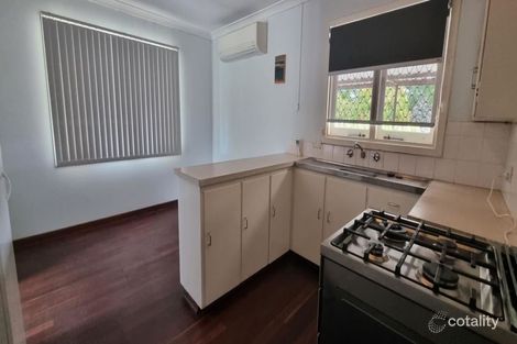 27 Grasmere Way, Kelmscott, WA 6111