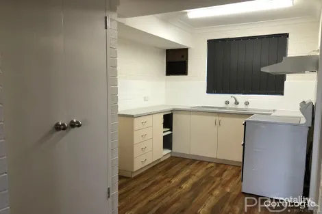 Property photo of 1/2 Sun Court Millars Well WA 6714