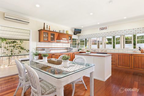 Property photo of 26 Lind Avenue Southport QLD 4215