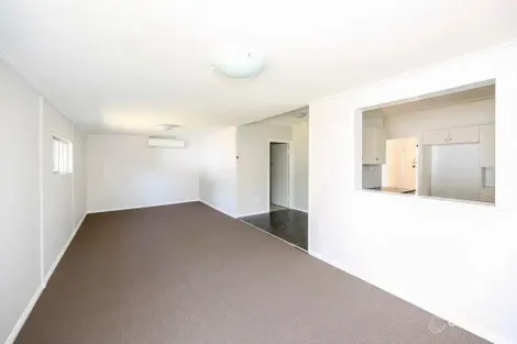 Property photo of 106 Anderson Drive Tarro NSW 2322