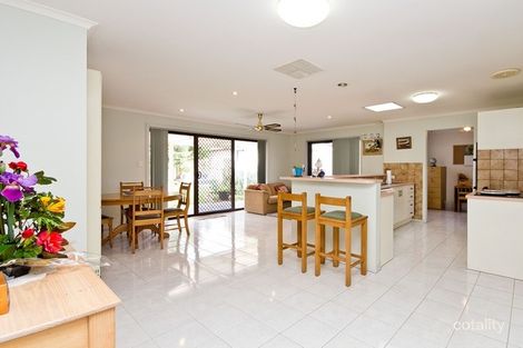 Property photo of 17 Eloise Avenue Hallett Cove SA 5158