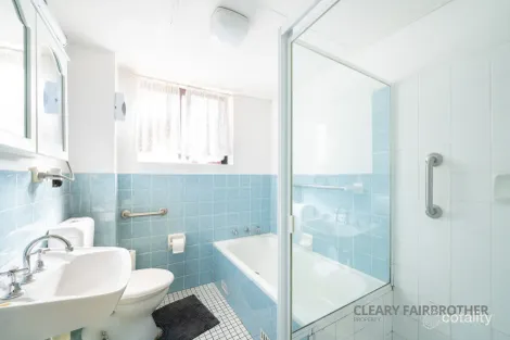 Property photo of 2/214 Keppel Street Bathurst NSW 2795