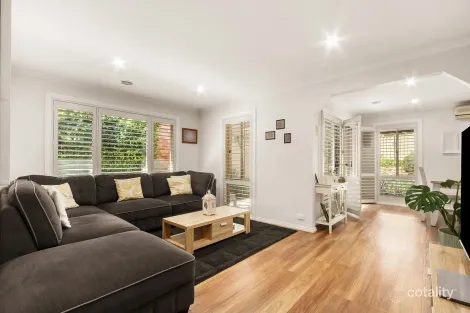 Property photo of 52 James Smith Circuit Conder ACT 2906