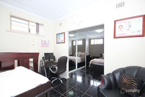 Property photo of 40 Rangers Road Yagoona NSW 2199