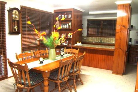 Property photo of 10 Mallee Court Kings Park VIC 3021