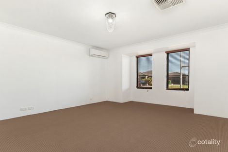 Property photo of 7 Logwood Avenue Port Kennedy WA 6172