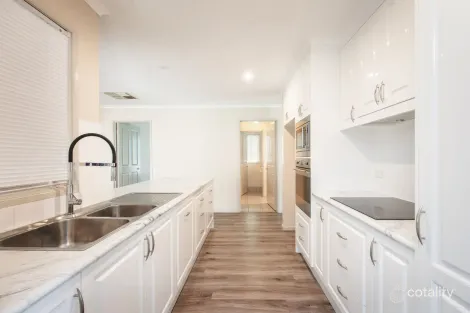 Property photo of 7 Quandong Road Thurgoona NSW 2640