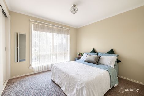 Property photo of 24 Bicentennial Crescent Meadow Heights VIC 3048