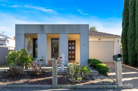 38 Liverpool Cct, Craigieburn, VIC 3064
