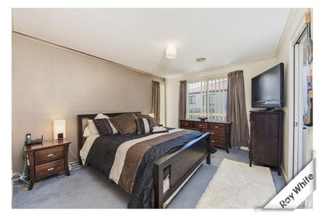Property photo of 16 Binaburra Place Karabar NSW 2620