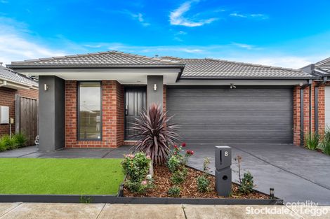 8 Gellibrand Dr, Mickleham, VIC 3064