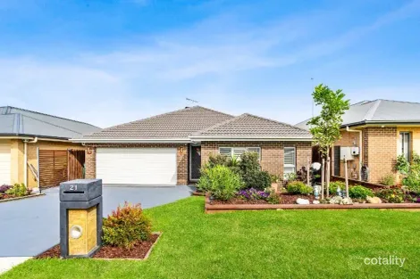 Property photo of 21 Plymouth Boulevard Spring Farm NSW 2570
