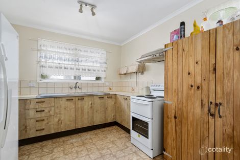 Property photo of 24 Dwyer Street Beachmere QLD 4510