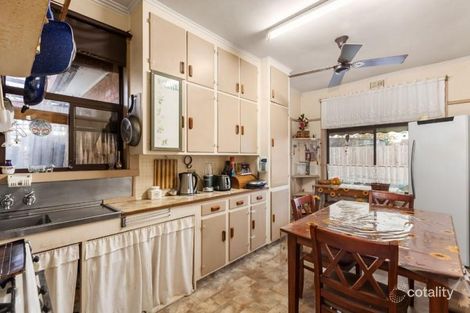 Property photo of 10 Daphne Crescent Bellfield VIC 3081