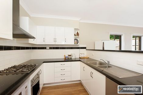 Property photo of 17 Vaucluse Place Glen Alpine NSW 2560