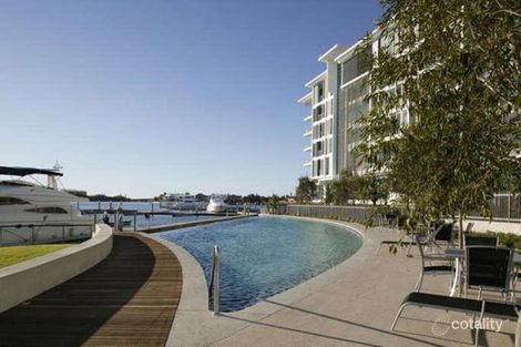 Property photo of 2 Ephraim Island Paradise Point QLD 4216