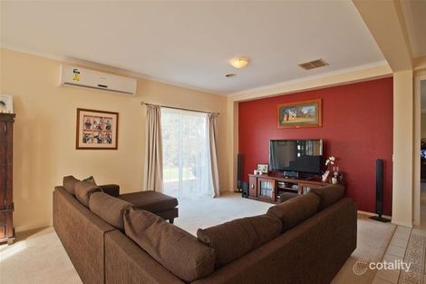 Property photo of 33 Manning Boulevard Darley VIC 3340