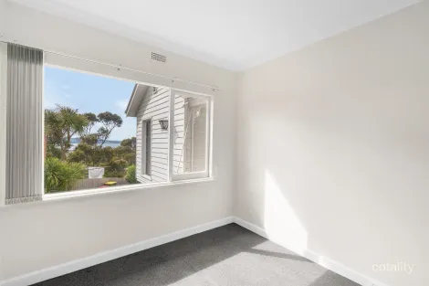 Property photo of 2/9 Dewrang Place Mount Stuart TAS 7000
